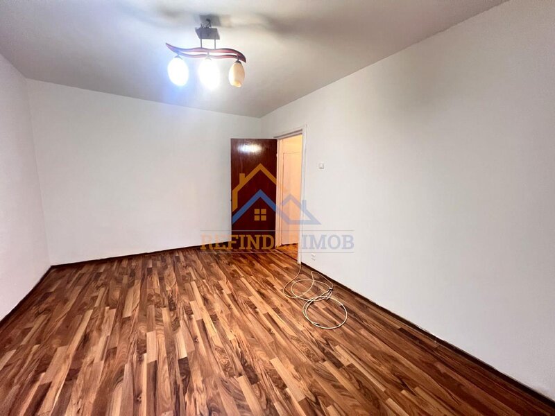 Brancoveanu, Secuilor, vanzare apartament 2 camere.