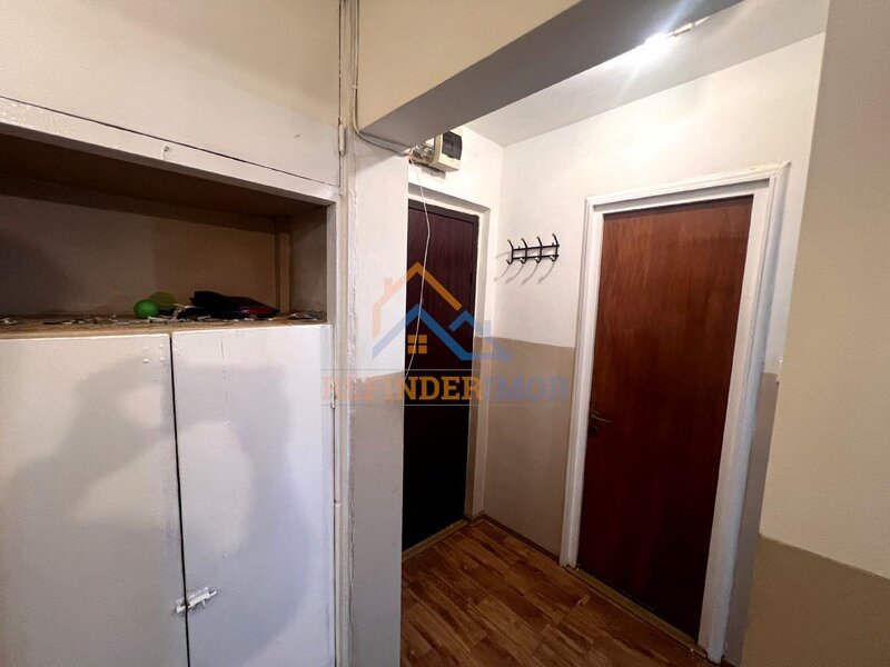 Brancoveanu, Secuilor, vanzare apartament 2 camere.
